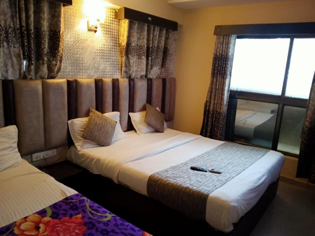 Hotel Dream Inn Ahmedabad Extérieur photo